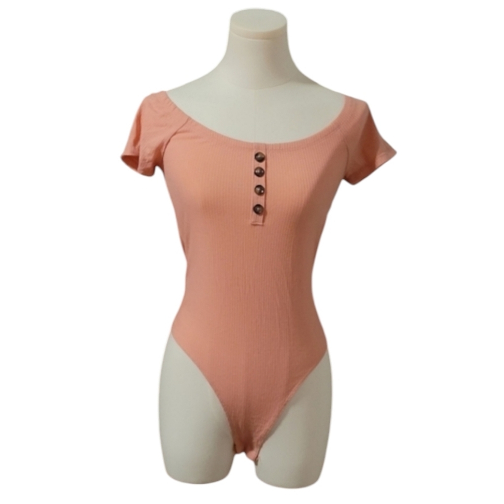 It'S Ribbed Button Down Front Pink Short Sleeve Ribbed Bodysuit Size Medium